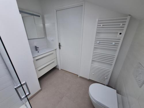 Studio 1 rénové lit queen size balcon garage, Bordeaux (Foto 11)