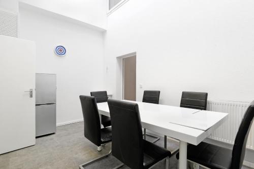 BIG Central City 6Rooms Aprt Kurfürstendamm, Berlino (foto 9)