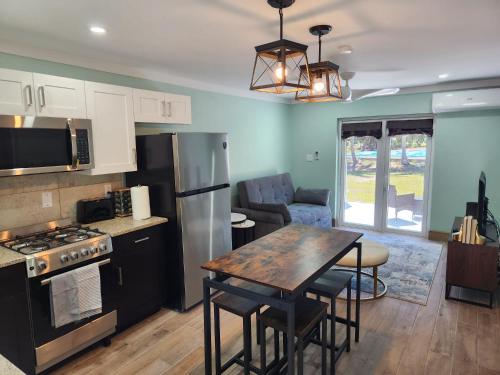 By The Bay Rentals Rock Sound