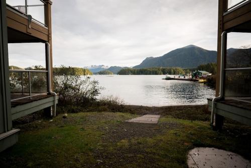 สภาพแวดล้อมโดยรอบ, Island Vista - Waterfront Condo in ทอฟิโน่