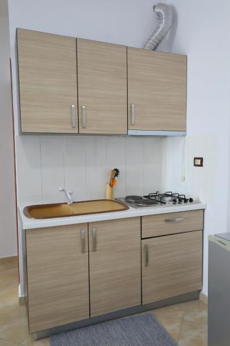 One-Bedroom Apartment - Sea Side image 3