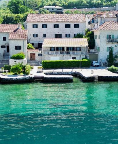 Apartments Radonicic Kotor