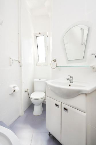 Cozy Apartment Next to Taksim Square, Istanbul (photo 5)