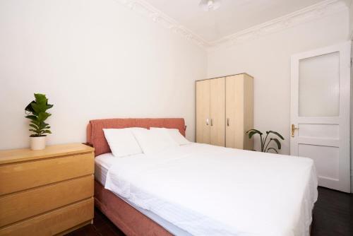 Cozy Apartment Next to Taksim Square, Istanbul (photo 7)