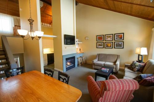 The Village at Loon Mountain Fixed