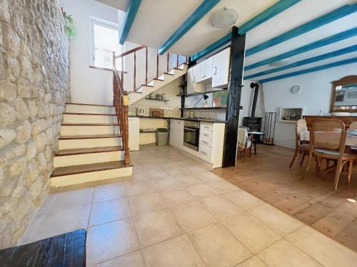 مطبخ, Apartment Dalmatera in روجوزنيكا