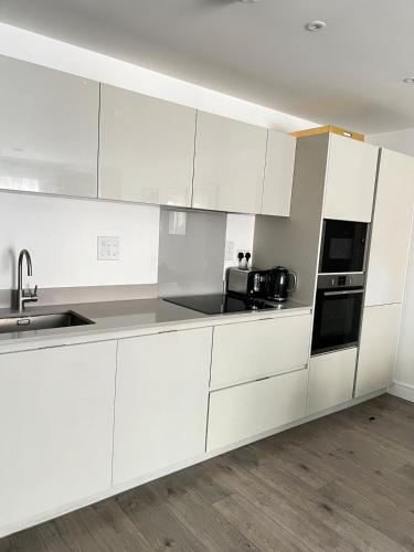 TT Maison in เบร็นวูด