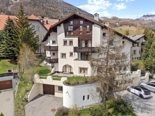 Apartment with Balcony image 2