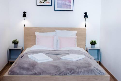 New home with AirCon at great location - image 2