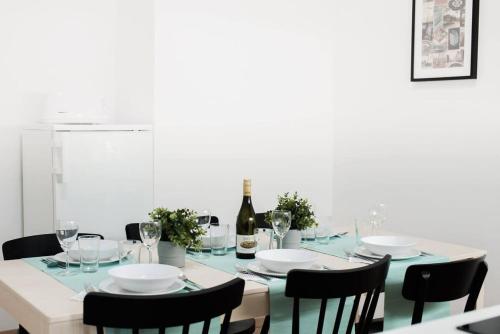 New home with AirCon at great location - image 8