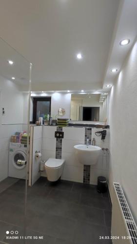 Vannas istaba, Ferienwohnung,,Japan Art am Koi Teich,, in Hummelshain