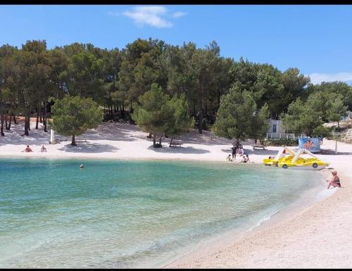 Mobile Homes Eco Resort beach Porat, Drage - Location saisonnière - Drage