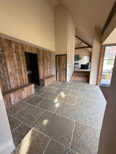 Converted Barn in Sibford Gower in Svalklifa