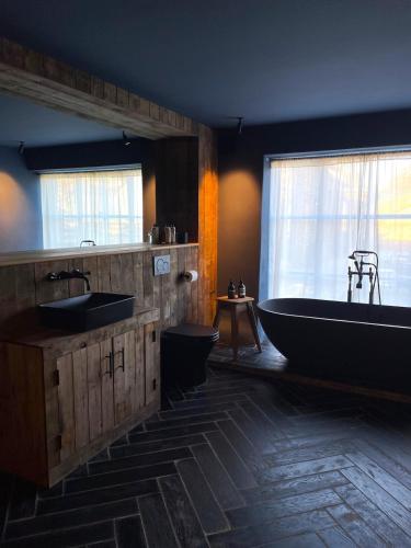 Converted Barn in Sibford Gower in Svalklifa