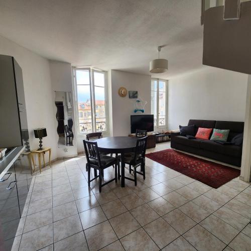 Appartement a deux pas de la Promenade des Anglais, Nice (photo 2)