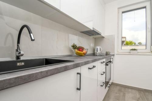 kuhinja, Apartments Castel L in Kaštel Lukšič