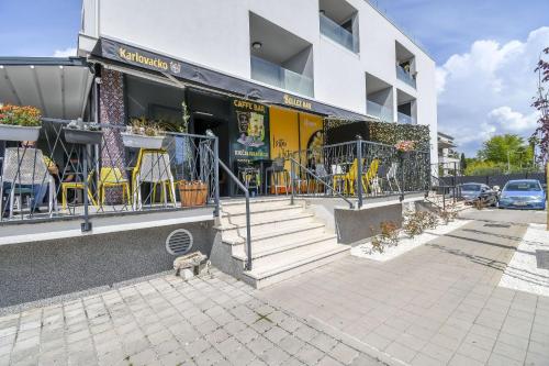 Zunanjost, Apartments Castel L in Kaštel Lukšič