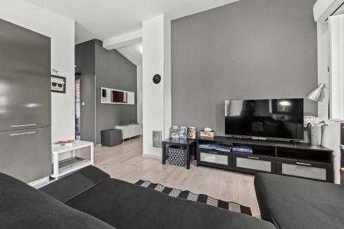 Two-Bedroom Holiday Home image 6