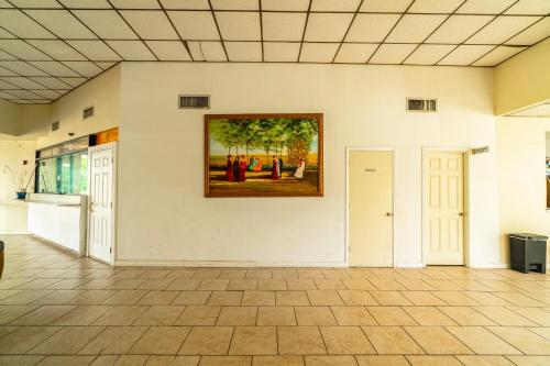 ล็อบบี้, Economy Inn Livingston By OYO TX US 59 in ลิฟวิงสตัน (TX)