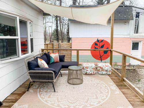 Lighthouse Cottage - Family Friendly Kids and Pets in New Buffalo, USA