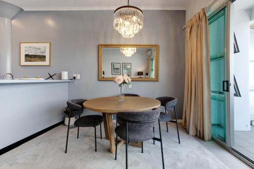 Spacious Newly Renovated Princes Wharf 1BR, Auckland (photo 4)