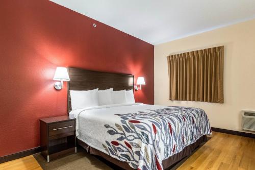 Red Roof Inn Georgetown - image 11