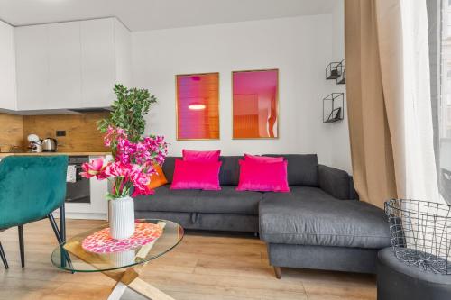 LAM Fuchsia AC-Balcony, Bratislava (fotografie 9)