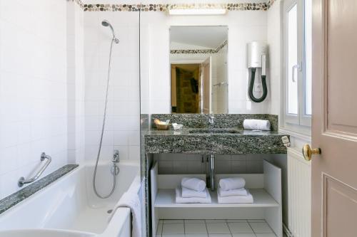 Best Western Hotel Le Guilhem - image 2