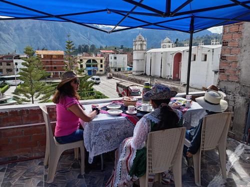 Apkārtne, La Terraza de Huaruro in Cabanaconde