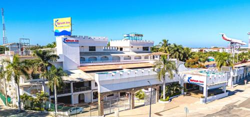 Splash Inn Nuevo Vallarta & Parque Acuatico - 숙소 외관