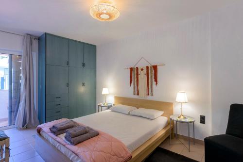 Agali 2 maizonette front of the sea in Akrogiali