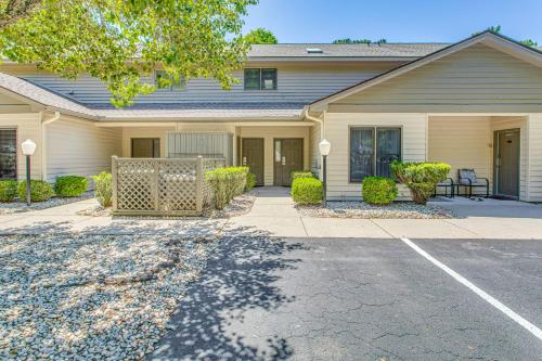 Golf Villa Near Sunset Beach & Intracoastal! in 日落海灘 (NC)