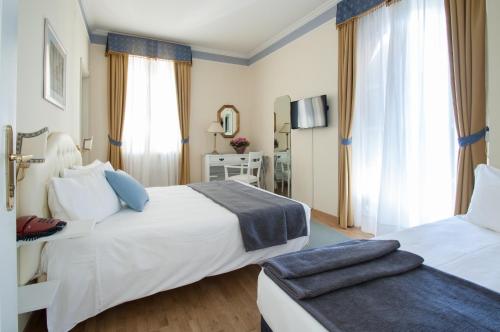 Triple Room image 5