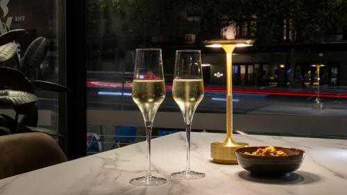 The Sydney Boulevard Hotel - image 9