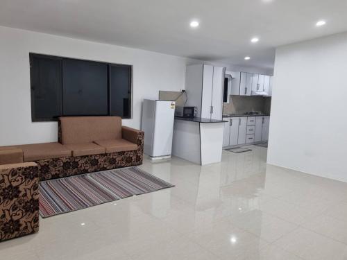 Two-Bedroom Apartment image 6