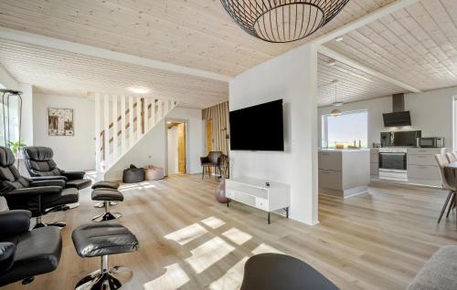 Nice Home In Sønder Felding With Sauna in Sonder Felding
