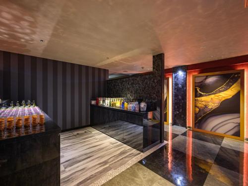 HOTEL The KAISER -全室人工ラドン温泉-