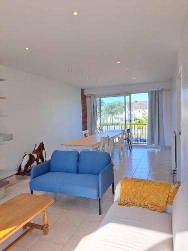 Villa ouvrière 5 chambres (Villa ouvriere 5 chambres) in 特里尼亞克