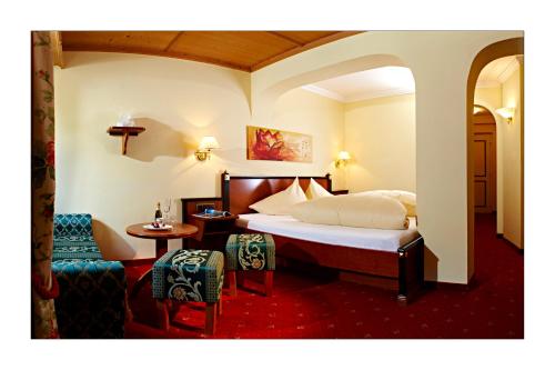 Hotel Kristall - Adults Only - Tap to explore photos
