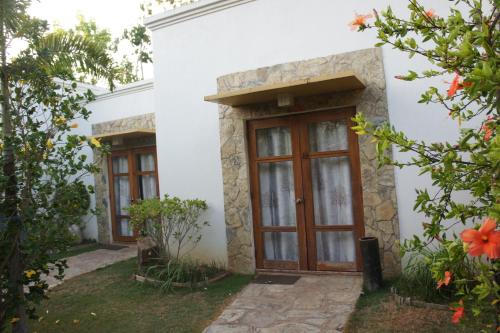 Suite with Garden View image 6