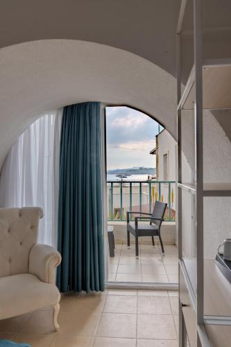 Mia Hill Suites in Кумбаче