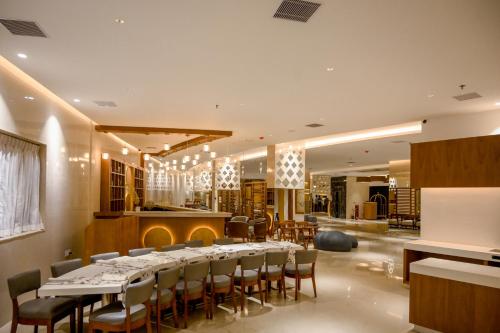 Étterem, TIARA BY MPS in Puthiyara