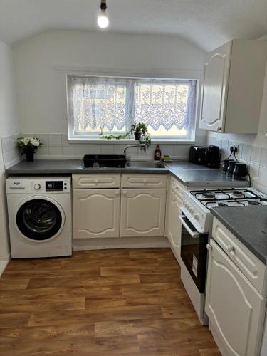 Blyth Central Seaside Apartment in ไบลท์