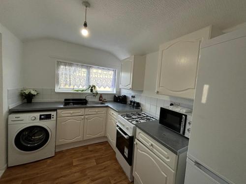 Blyth Central Seaside Apartment in ไบลท์