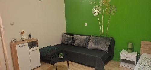 Zizi Apartman in เดเบรเซน