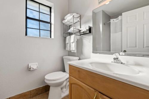 Travelodge by Wyndham Suites St Augustine - image 6