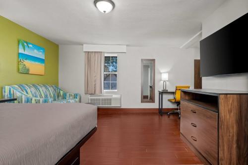 Travelodge by Wyndham Suites St Augustine - image 6