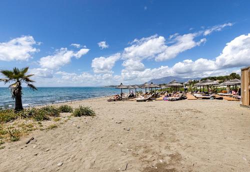 Waves & Pines Apartment El Paraiso, Benamara in เอล ปาไรโซ