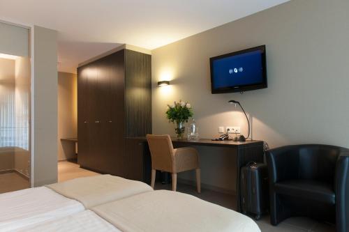 Hotel Princess - image 4