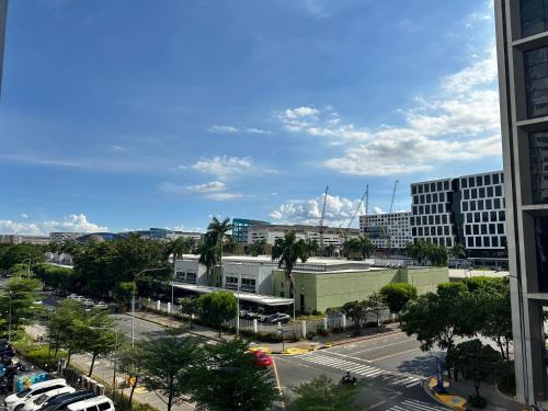 2 BEDROOM HOME Near Mall of Asia, Manila
